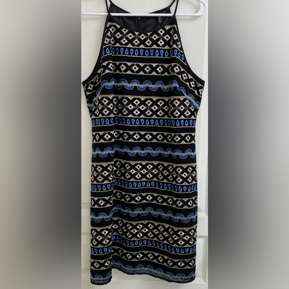 NWT WHBM I Black Strappy Sleeveless Embroidered Mini Shift Dress - Picture 5 of 7